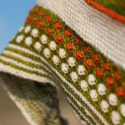 Montbretia Shawl Pattern(Montbretia) -Stolen Yarn Store Carol7 copy