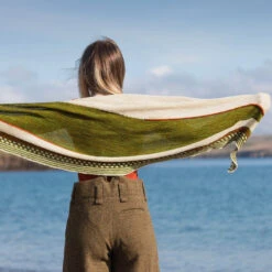 Montbretia Shawl Pattern(Montbretia) -Stolen Yarn Store Carol9 copy