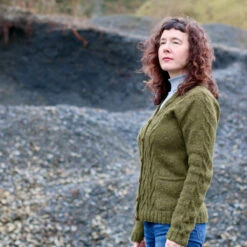 Woodburne Cardigan Pattern(Woodburne Cardigan) -Stolen Yarn Store IMG 0059 2daa193d aa69 480f 9528 d9088babc694