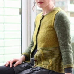 Laminarus Cardigan Pattern(Laminarus Cardigan) -Stolen Yarn Store IMG 0361
