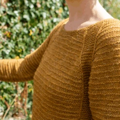 Saoirse | Sweater Yarn Kit(Saoirse Sweater Kit) 38 Saoirse | Sweater Yarn Kit(Saoirse Sweater Kit) -Stolen Yarn Store IMG 0510