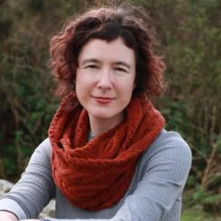 Cape Clear Cowl Yarn Kit(Cape Clear Cowl Yarn Kit) -Stolen Yarn Store IMG 0702 e48683f4 a61a 40c3 b9bb 276a0ab342fa