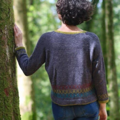 Korat Sweater Sweater Pattern(Korat Sweater) -Stolen Yarn Store IMG 0788