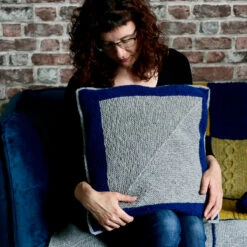 Seascair Blanket Yarn Kit(Seascair Blanket Yarn Kit) -Stolen Yarn Store IMG 1480