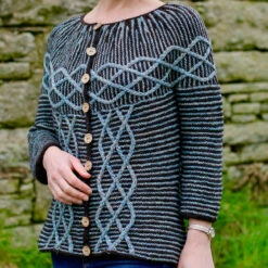 Ribosome Cardigan Pattern(Ribosome) -Stolen Yarn Store IMG 1559