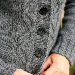 Traveller's End Cardigan Pattern(Travellers End) -Stolen Yarn Store IMG 1748
