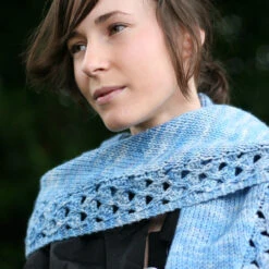 Uisce Shawl Pattern(Uisce)