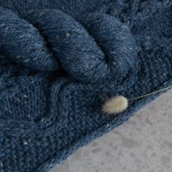 Livia Wrap Yarn Kit(Livia Wrap Yarn Kit) -Stolen Yarn Store IMG 2223