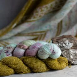 Neon Skyline Yarn Kit(Neon Skyline Yarn Kit)