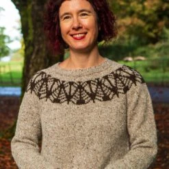 Yew Mor Sweater Pattern(Yew Mor Sweater Pattern) 10 Yew Mor Sweater Pattern(Yew Mor Sweater Pattern) -Stolen Yarn Store IMG 3330