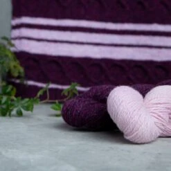 Ualach Wrap Yarn Kit(Ualach Wrap Yarn Kit)