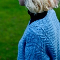 Dalia Sweater Pattern(Dalia Sweater) 10 Dalia Sweater Pattern(Dalia Sweater) -Stolen Yarn Store IMG 3778