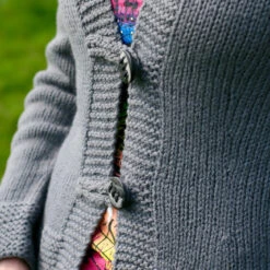 Tembo Cardigan Pattern(Tembo) -Stolen Yarn Store IMG 3846 2