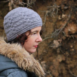 Palatino Hat Pattern(Palatino) -Stolen Yarn Store IMG 4579