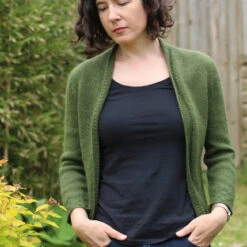 Autumn Whispers Cardigan Pattern(Autumn Whispers)