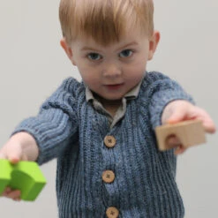 Novio Jr Cardigan Pattern(Novio Jr) -Stolen Yarn Store IMG 5258