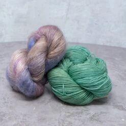 Grianchloch Shawl Yarn Kit(Grianchloch Shawl Kit) -Stolen Yarn Store IMG 5608