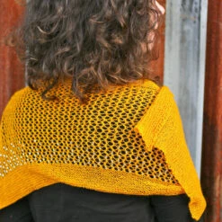 Flama Shawl Pattern(Flama) 13 Flama Shawl Pattern(Flama) -Stolen Yarn Store IMG 6138