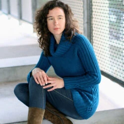 Ignus Sweater Pattern(Ignus) -Stolen Yarn Store IMG 6267