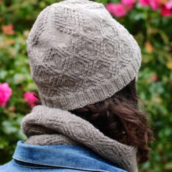 Ridgeback Mountain Set Patterns(Ridgeback Mountain Set) 16 Ridgeback Mountain Set Patterns(Ridgeback Mountain Set) -Stolen Yarn Store IMG 6304 27bc8229 0118 4420 94d8 0f8fbc684a7e