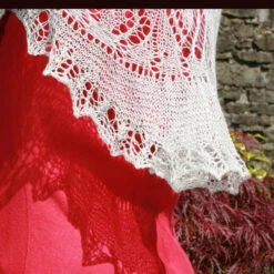 Summer Affair Shrug Pattern(Summer Affair) -Stolen Yarn Store IMG 6373 2