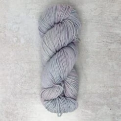 Wave Ripples Yarn Kit(Wave Ripples Yarn Kit) -Stolen Yarn Store IMG 6647 8eddfc58 eefd 4138 8c15 792b19dd203c