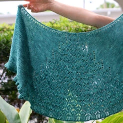 Mylio Shawl Pattern(Mylio) 13 Mylio Shawl Pattern(Mylio) -Stolen Yarn Store IMG 6856