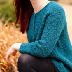 Capitoline Cardigan Pattern(Capitoline) -Stolen Yarn Store IMG 7075