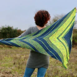 Neon Skyline Shawl Pattern(Neon Skyline) -Stolen Yarn Store IMG 7426