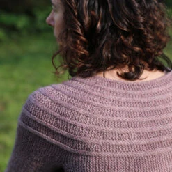 Guggen Cardigan Pattern(Guggen) -Stolen Yarn Store IMG 7893