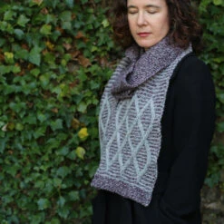 Muileata Scarf Pattern(Muileata Scarf) 11 Muileata Scarf Pattern(Muileata Scarf) -Stolen Yarn Store IMG 8011