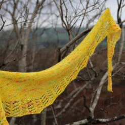 Daffi Shawl Pattern(Daffi) 19 Daffi Shawl Pattern(Daffi) -Stolen Yarn Store IMG 8375