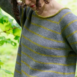 Pistachio Saffron Yarn Kit(Pistachio Saffron) -Stolen Yarn Store IMG 9172