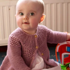 Ravi Junior Cardigan Pattern(Ravi Junior) -Stolen Yarn Store IMG 9321