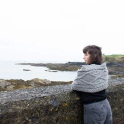 Ferry Times Wrap Yarn Kit(Ferry Times Wrap Yarn Kit) -Stolen Yarn Store IMG 9344 39c40429 36f2 4744 a436 3f161b36244e