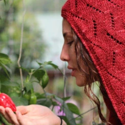 Cannan Hood Scarf Pattern(Cannan Hood) -Stolen Yarn Store IMG 9373