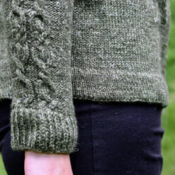 Cymric Cardigan Pattern(Cymric Cardigan) -Stolen Yarn Store IMG 9562