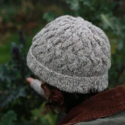 Inis Beg Hat And Mitts Yarn Kit(Inis Beg Hat And Mitts Yarn Kit) -Stolen Yarn Store IMG 9587 94faaaf4 b1ea 45d2 8970 666983cbe6c7