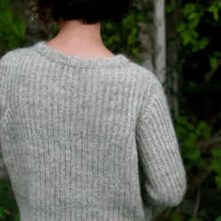 Iascaire Sweater Pattern(Iascaire Sweater Pattern) -Stolen Yarn Store Iasc sq 4