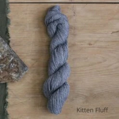 Ravi Junior Yarn Kit(Ravi Junior Kit) -Stolen Yarn Store KittenFluff d00ef697 3f7c 413b b3b6 1101ba8883e7