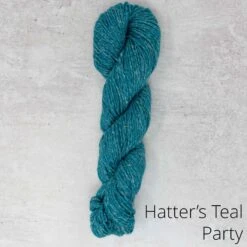 Hawthorn Sweater Yarn Kit(Hawthorn Sweater Yarn Kit) -Stolen Yarn Store Nua worsted 04