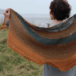 Quilted Feather Shawl Pattern(Quilted Feather Shawl)