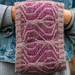 Autumn Seasons Club 2024 | Digital Option(Autumn Seasons Club 2024 Digital Option) -Stolen Yarn Store beith cowl 1