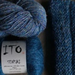 Mizen Scarf Yarn Kit(Mizen Scarf Yarn Kit) -Stolen Yarn Store blue