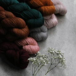 Campo Nights Yarn Kit(Campo Nights Yarn Kit) -Stolen Yarn Store group2