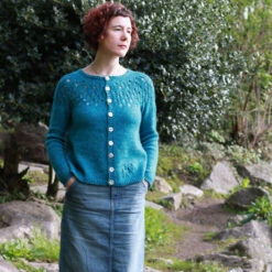 Holly Blue Cardigan Pattern(Holly Blue Cardigan Pattern) -Stolen Yarn Store park4